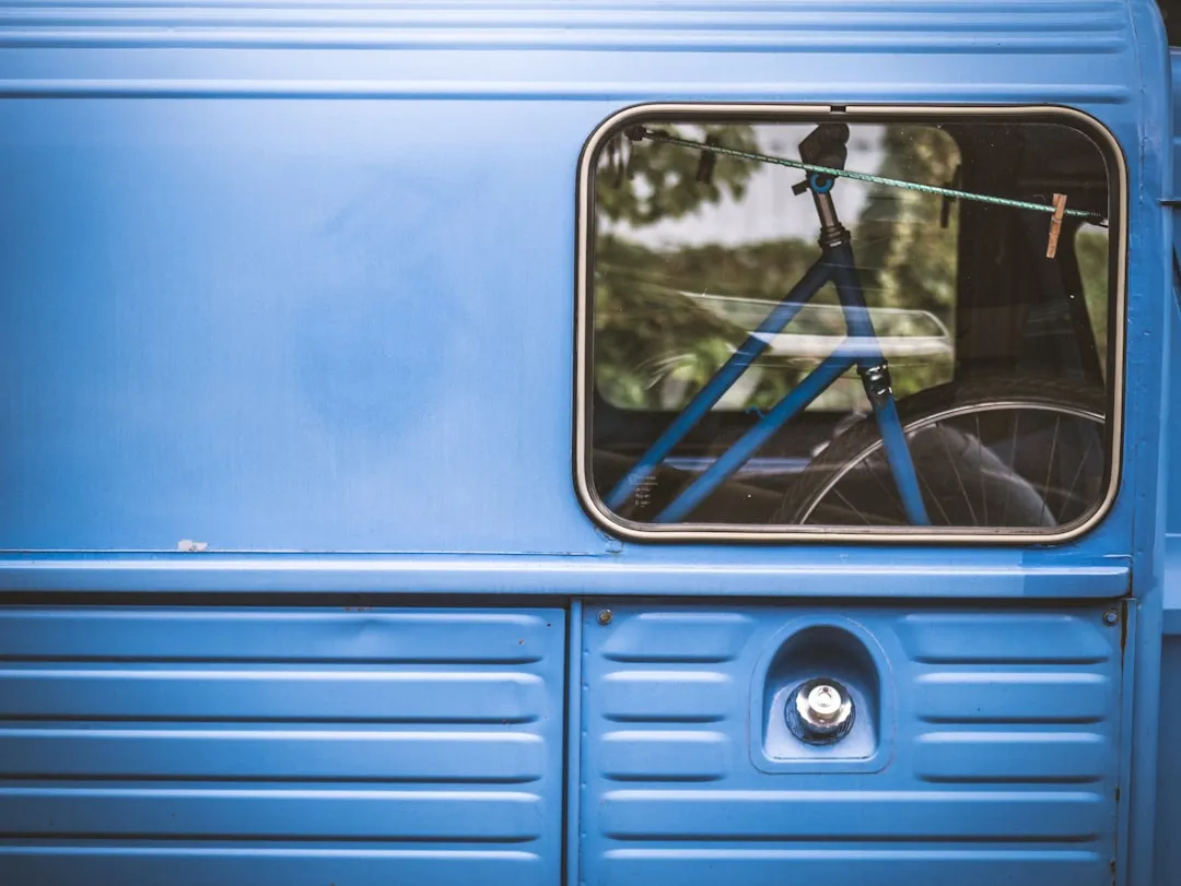 商易科技供应链管理平台与传统贸易软件的效率对比